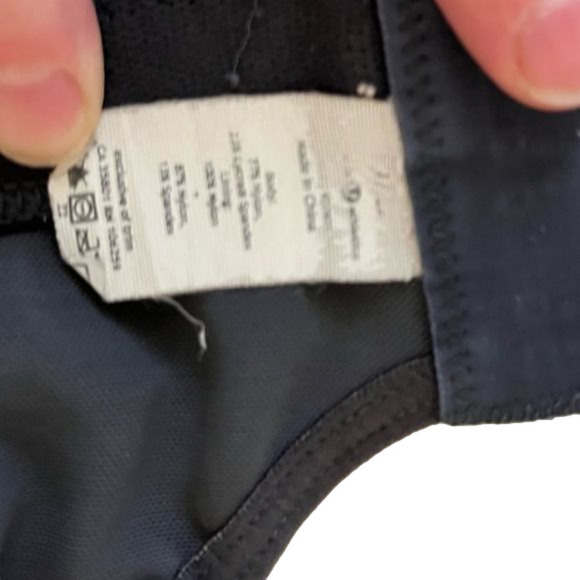 LULULEMON (2) Ta Ta Tamer In Heathered Grey With Charcoal (Model in Diff Colour) - Picture 12 of 14